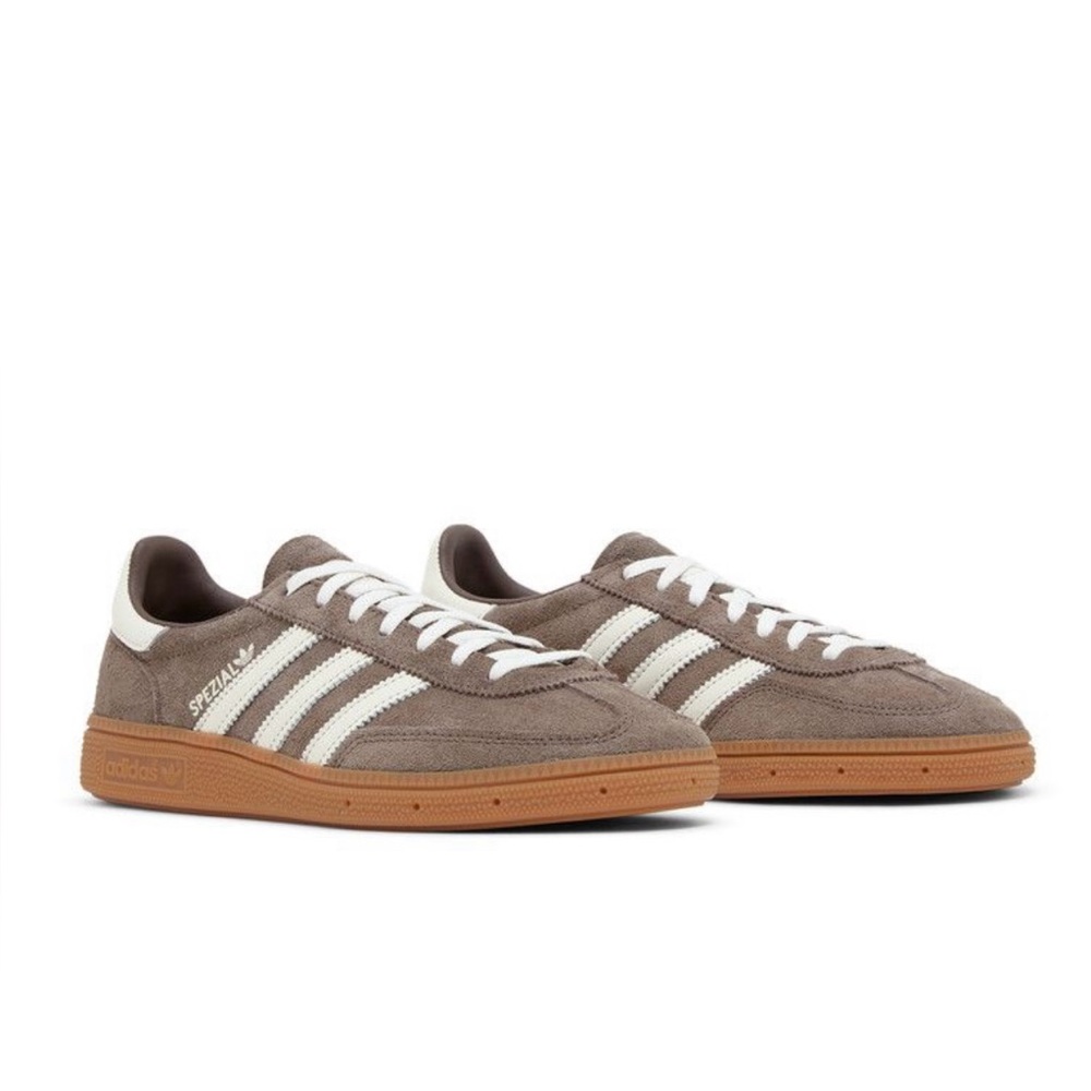 Adidas handball Spezial Earth Strat Gum
Size: US 8.5 W / New / - Picture 6 of 7
